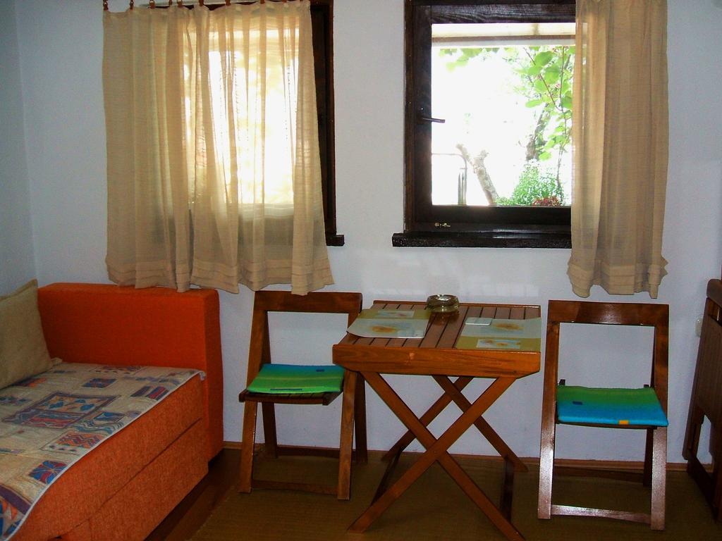 Zura Apartments Охрид Экстерьер фото